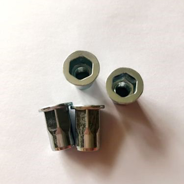 Differences between flat head rivet nuts3